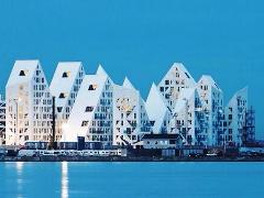 В Дании на берегу залива выросли айсберги