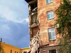 План переселения из аварийного жилья серьезно не выполняется - Фадеев